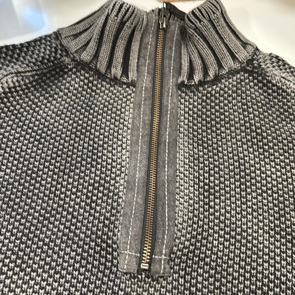 Carbon 2 Cobalt Chunky Pigment Dye Charcoal Grey Hi Def Zip Neck Sweater - Picture 4 of 8